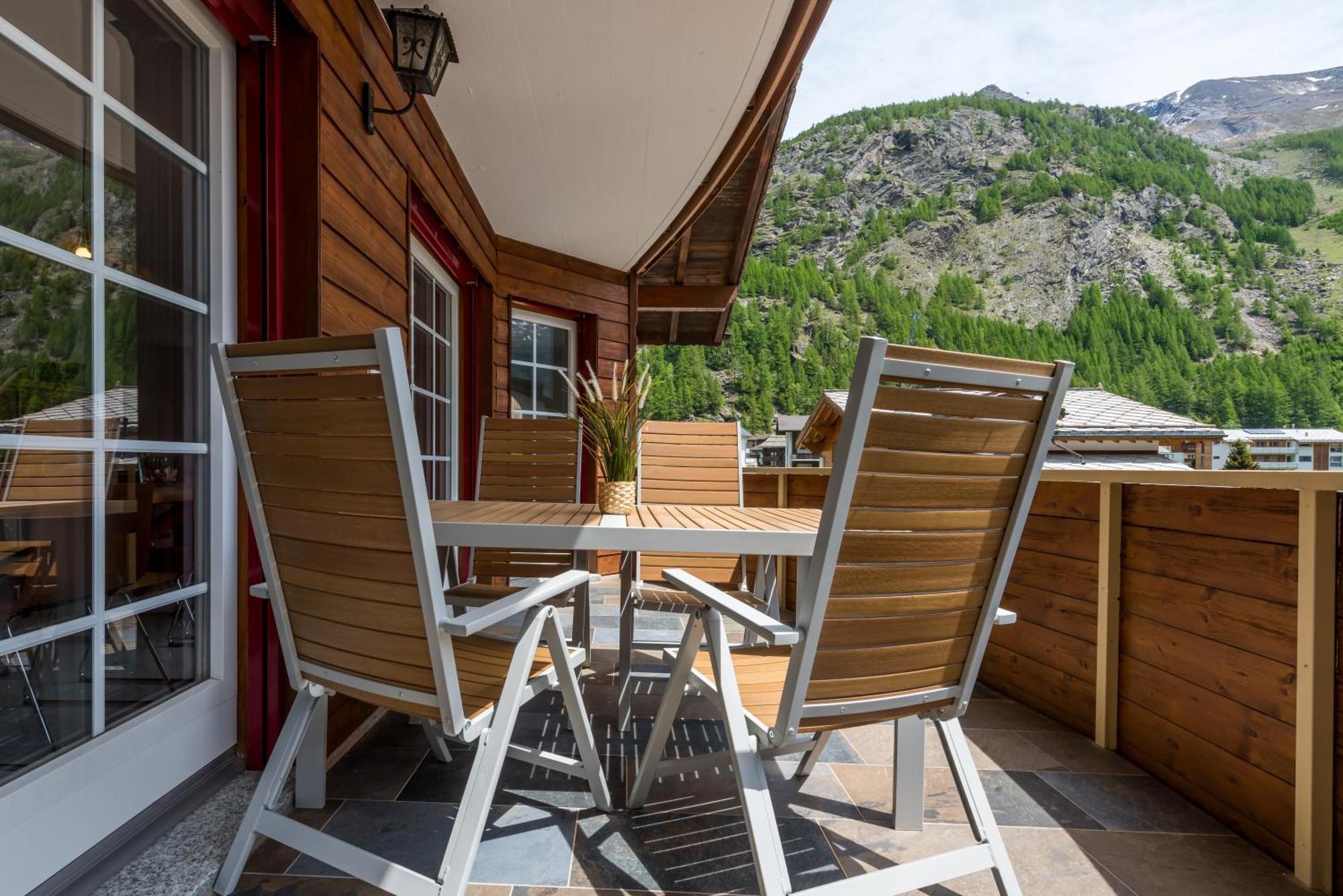 Montela Hotel & Resort - Casa Antares Saas-Grund Buitenkant foto